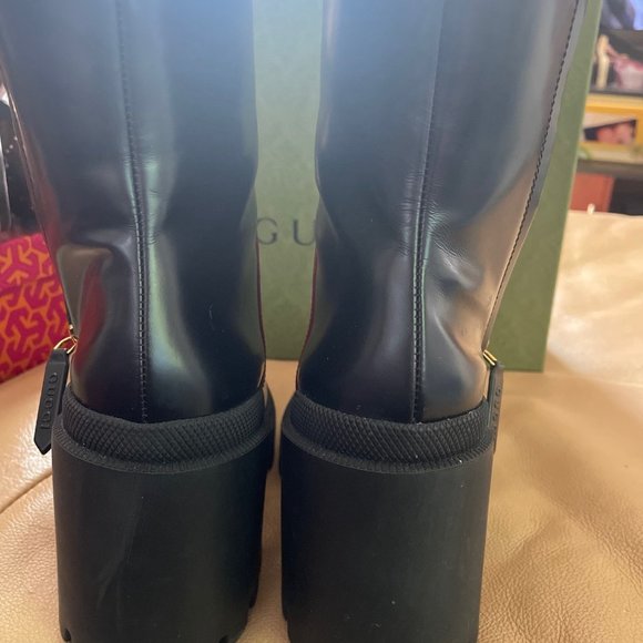 Gucci Black Ankle Boots with Interlocking G - Picture 9 of 9
